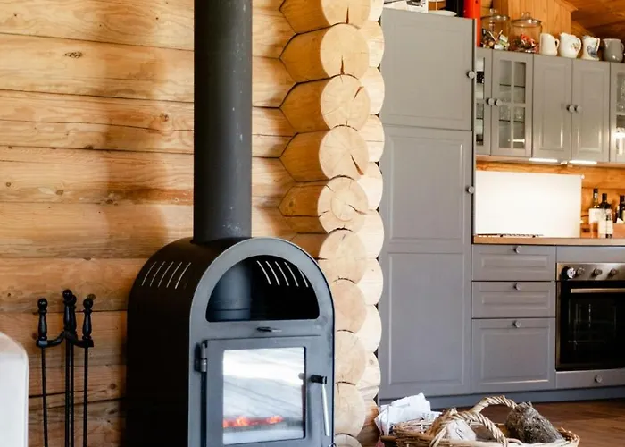 Authentic Log House Amid Evergreens In Vendsyssel בית נופש *