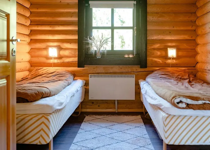 Authentic Log House Amid Evergreens In Vendsyssel Дом отдыха *